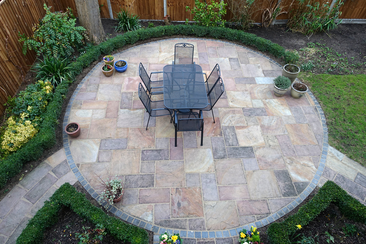 Flagstone patio