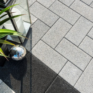 Mondrian Pavers 80