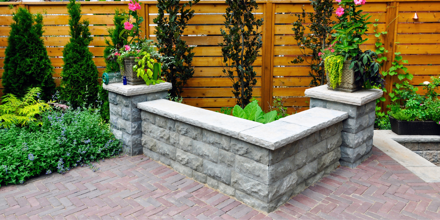 Short Retaining wall with pillars - Thinking of Building a Retaining Wall? Check Out This Comprehensive FAQ Guide